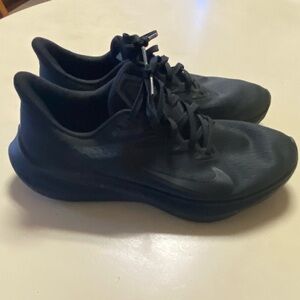Nike Air Zoom Shoes Mens Size 10.5‎ Running Black Lace Up Sneakers
